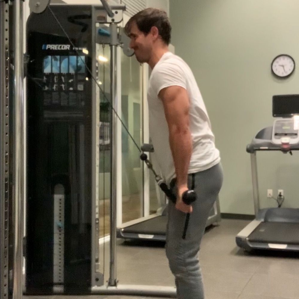 Meet your Posher, Jeyson